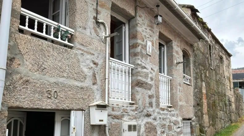 Pontevedra - O Carboal - 80m2
