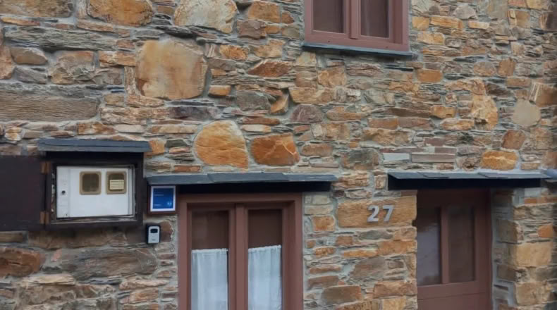 Lugo - A Pontenova - 100m2