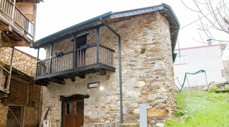 León - Torre del Bierzo - 100m2