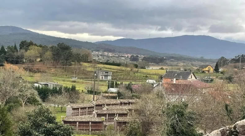 La Coruña - Tallós - 8000m2