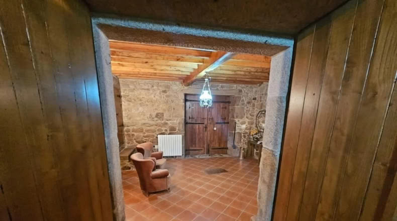 La Coruña - Tallós - 8000m2