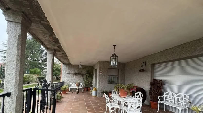 Pontevedra - Mourente - 2000m2