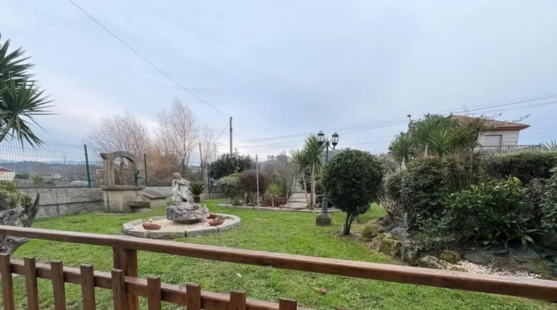 Pontevedra - Mourente - 2000m2