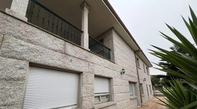Pontevedra - Mourente - 2000m2
