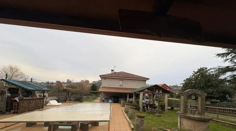 Pontevedra - Mourente - 2000m2