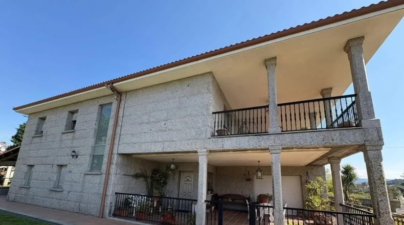 Pontevedra - Mourente - 2000m2
