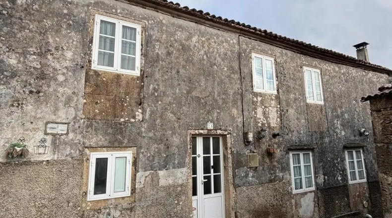 La Coruña - A Serra de Outes - 100m2