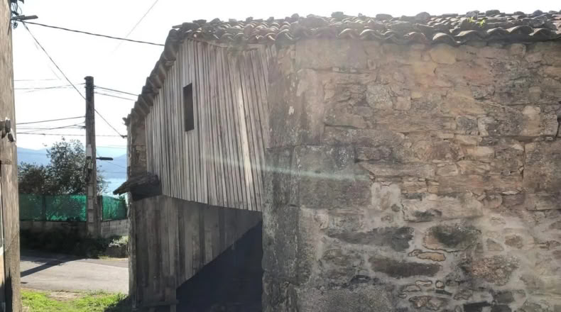 La Coruña - A Serra de Outes - 100m2
