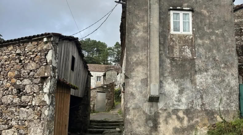 La Coruña - A Serra de Outes - 100m2