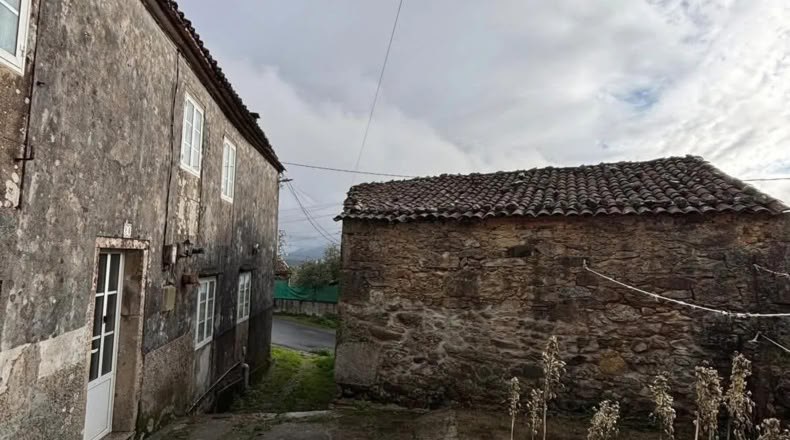 La Coruña - A Serra de Outes - 100m2