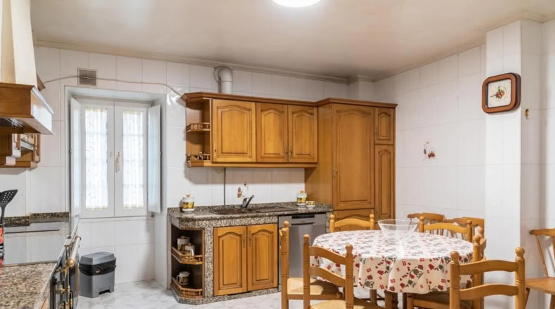 La Coruña - Santa Uxía de Ribeira - 352m2