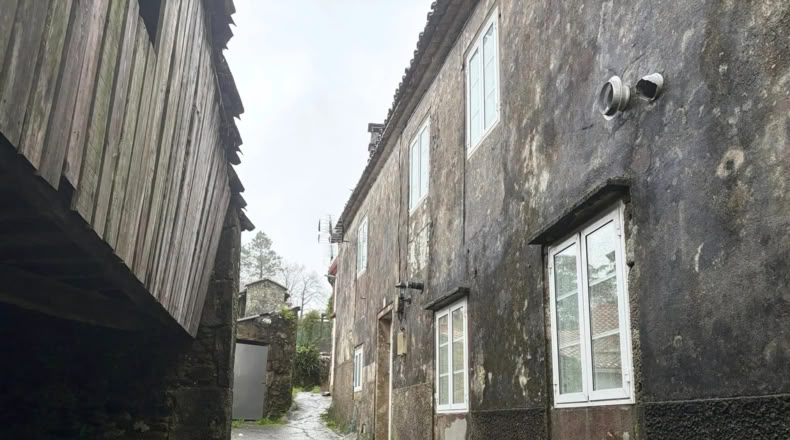La Coruña - A Serra de Outes - 100m2