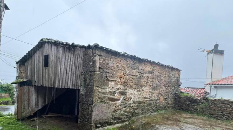 La Coruña - A Serra de Outes - 100m2