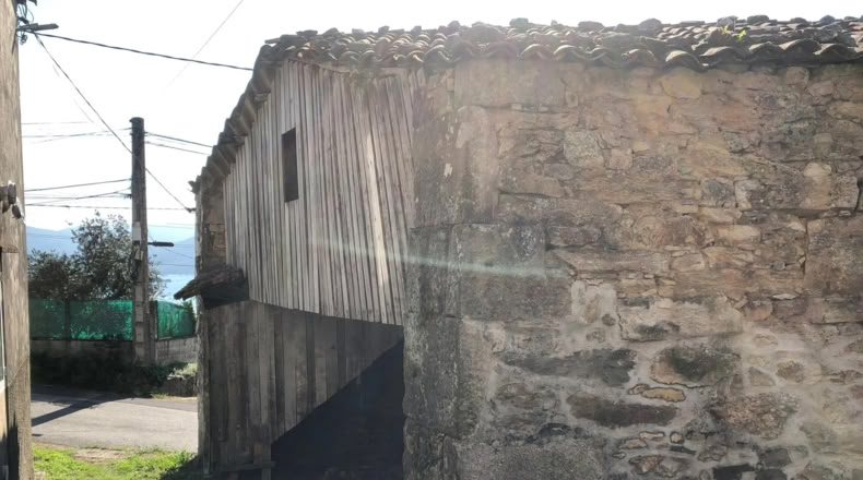 La Coruña - A Serra de Outes - 100m2