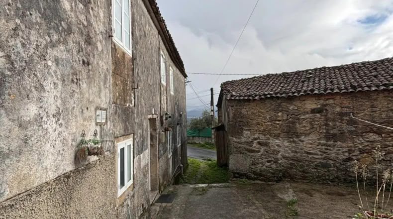 La Coruña - A Serra de Outes - 100m2