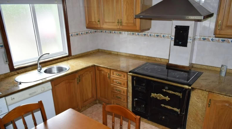 Lugo - A Cruz do Incio - 7000m2