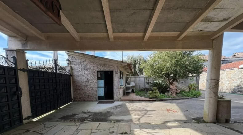 Pontevedra - Currás - 100m2