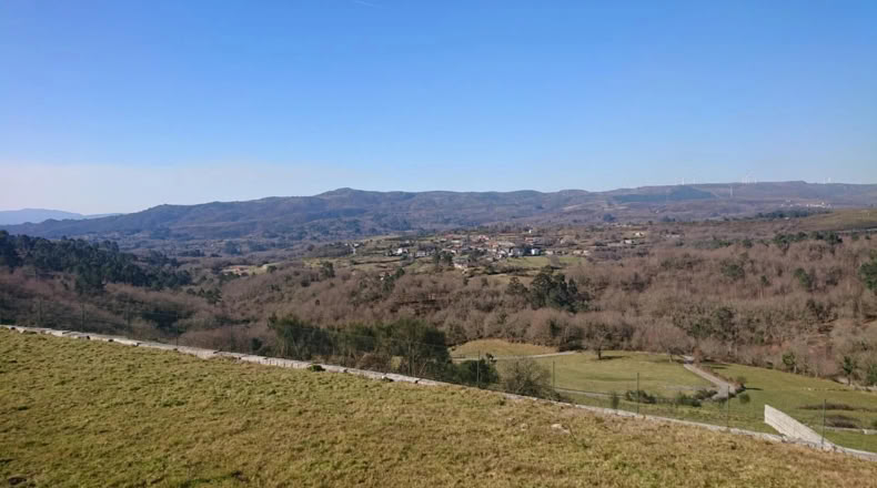 Pontevedra - Santiago de Covelo - 2000m2