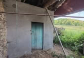 Дом с участком на продажу в городе Lalín. Фото