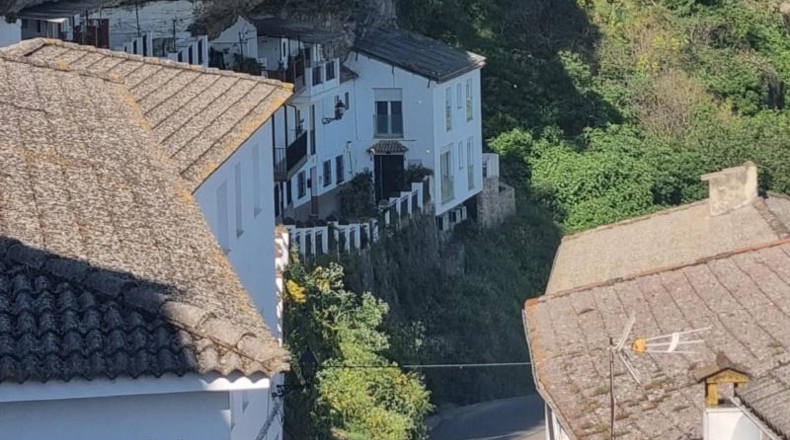 Cádiz - Setenil de las Bodegas - 145m2
