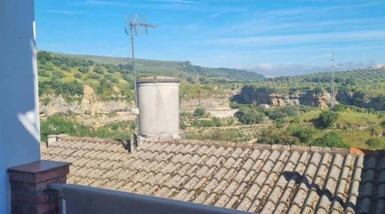 Cádiz - Setenil de las Bodegas - 145m2