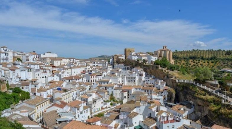 Cádiz - Setenil de las Bodegas - 145m2