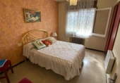 Отдельно стоящий дом с участком на продажу в городе Vidreres Фото