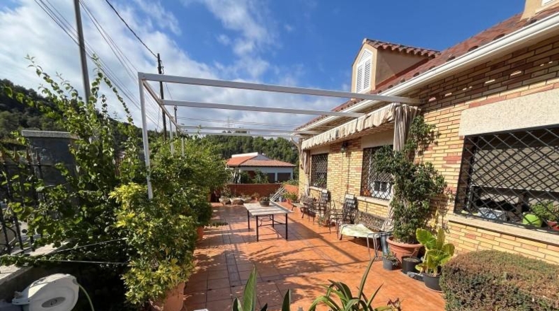 Barcelona - Santa Coloma de Cervelló - 595m2
