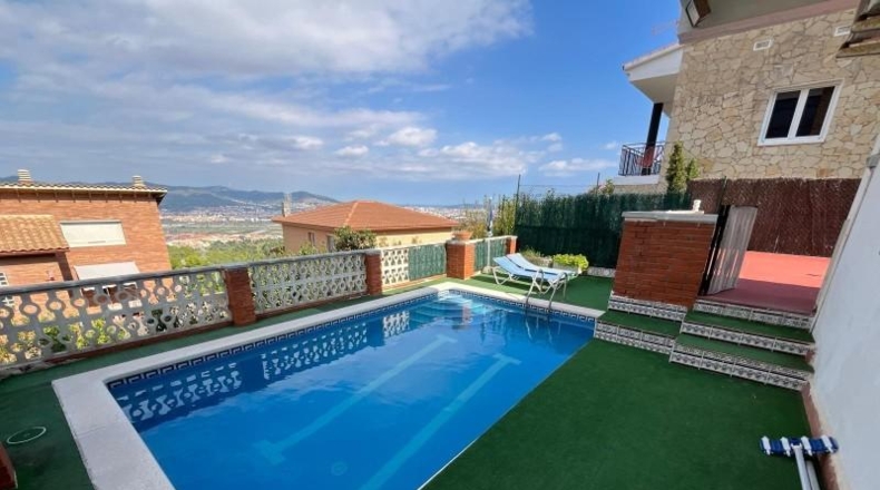 Barcelona - Santa Coloma de Cervelló - 595m2