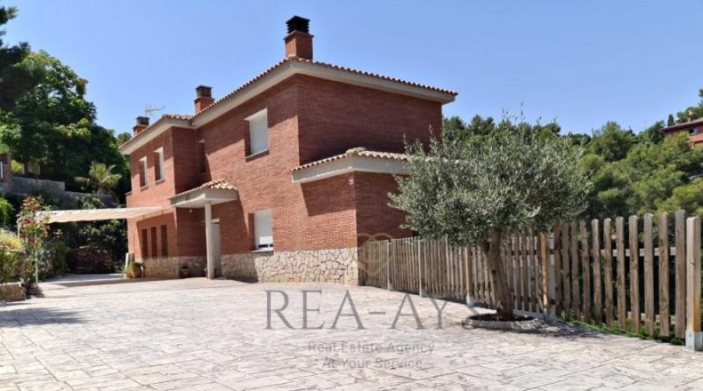 Barcelona - Cervelló - 2100m2