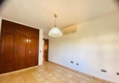 Chalet independiente con terreno en venta en la España, Orihuela, ref: TR248121 foto
