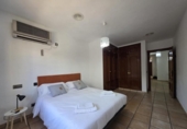 Chalet independiente con terreno en venta en la España, Orihuela, ref: TR248121 foto