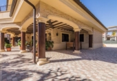 Chalet independiente con terreno en venta en la España, Elche, ref: TR401269 foto