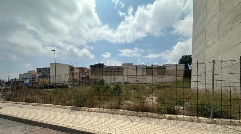 Alicante - Novelda - 1900m2