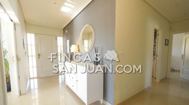 Alicante - Сан-Висенте-дель-Распейг - 860m2