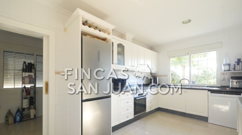 Alicante - Сан-Висенте-дель-Распейг - 860m2