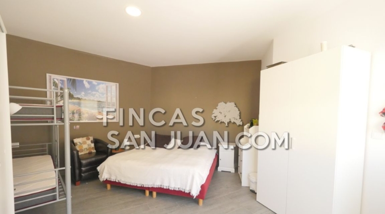 Alicante - Сан-Висенте-дель-Распейг - 860m2