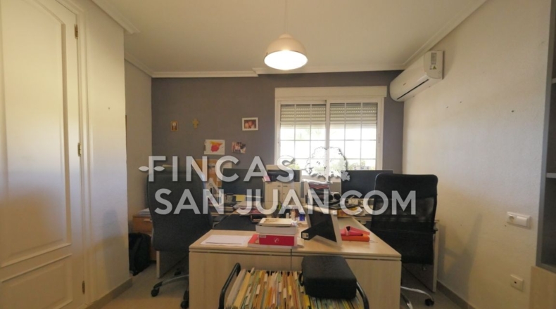 Alicante - Сан-Висенте-дель-Распейг - 860m2