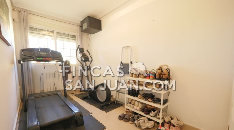 Alicante - Сан-Висенте-дель-Распейг - 860m2