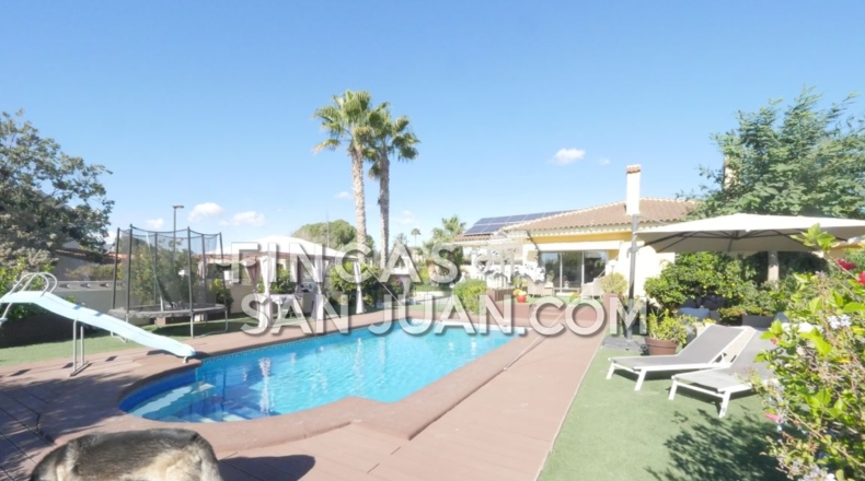 Alicante - Сан-Висенте-дель-Распейг - 860m2