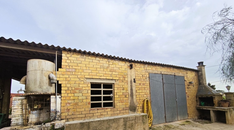 Таррагона - l'Aldea - 7494m2