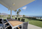 Villa con terreno en venta en Manilva ref: TR393984 foto