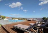 Villa con terreno en venta en Manilva ref: TR393984 foto
