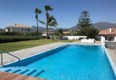 Villa con terreno en venta en Manilva ref: TR393984 foto