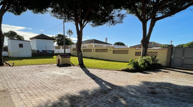 Cádiz - Chiclana de la Frontera - 1200m2