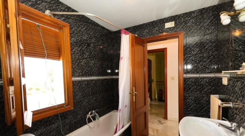 Granada - Híjar - 280m2