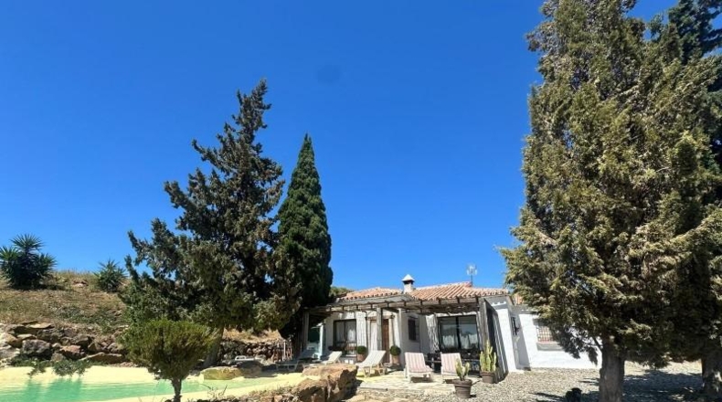 Málaga - Almogía - 5200m2