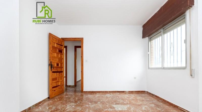 Granada - Huétor Vega - 661m2