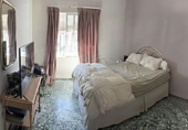 Отдельно стоящий дом с участком на продажу в городе Фуэнхирола Фото