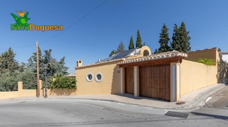 Granada - Huétor Vega - 1667m2